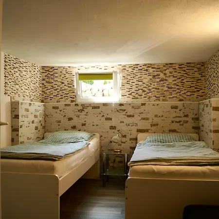 Gruene Oase Souterrain *